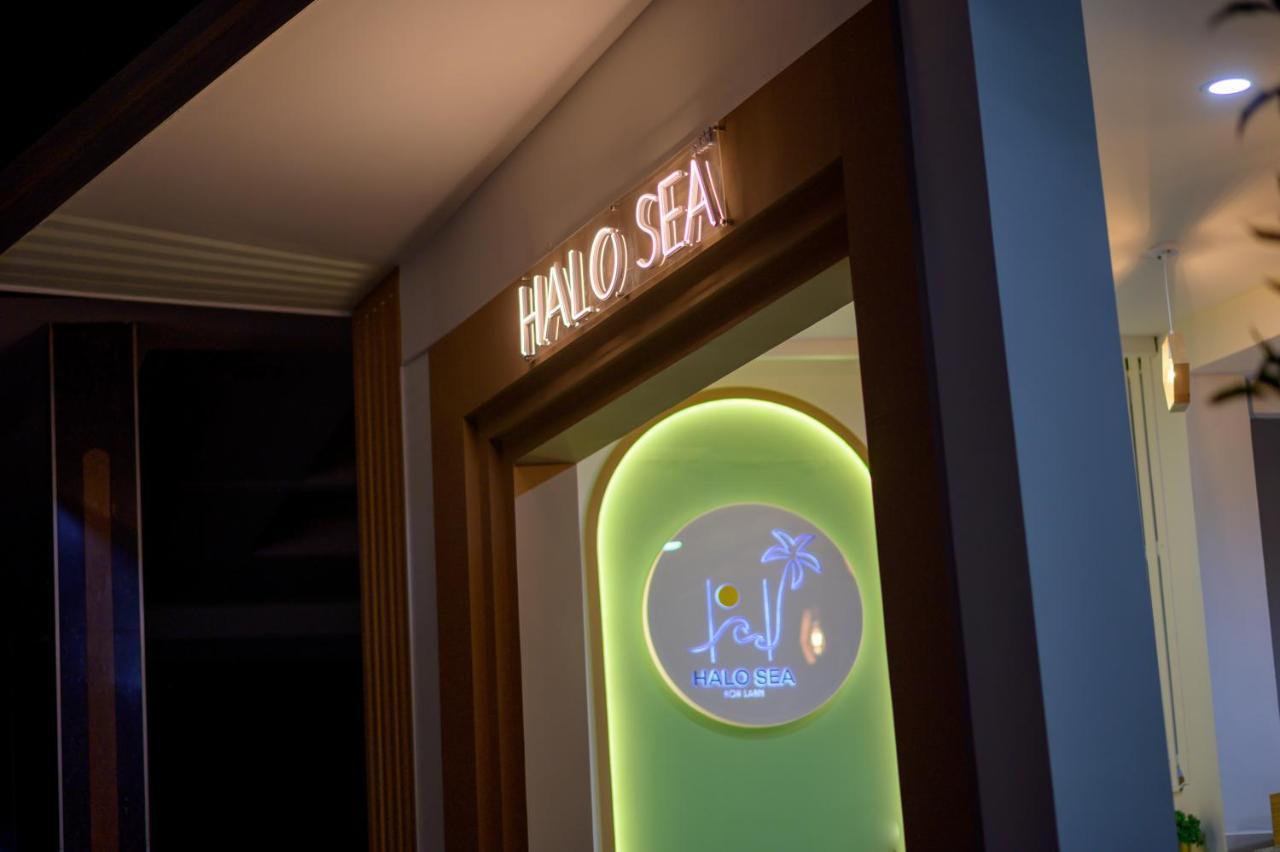 Halo Sea Koh Larn Hotel Pattaya Exterior photo