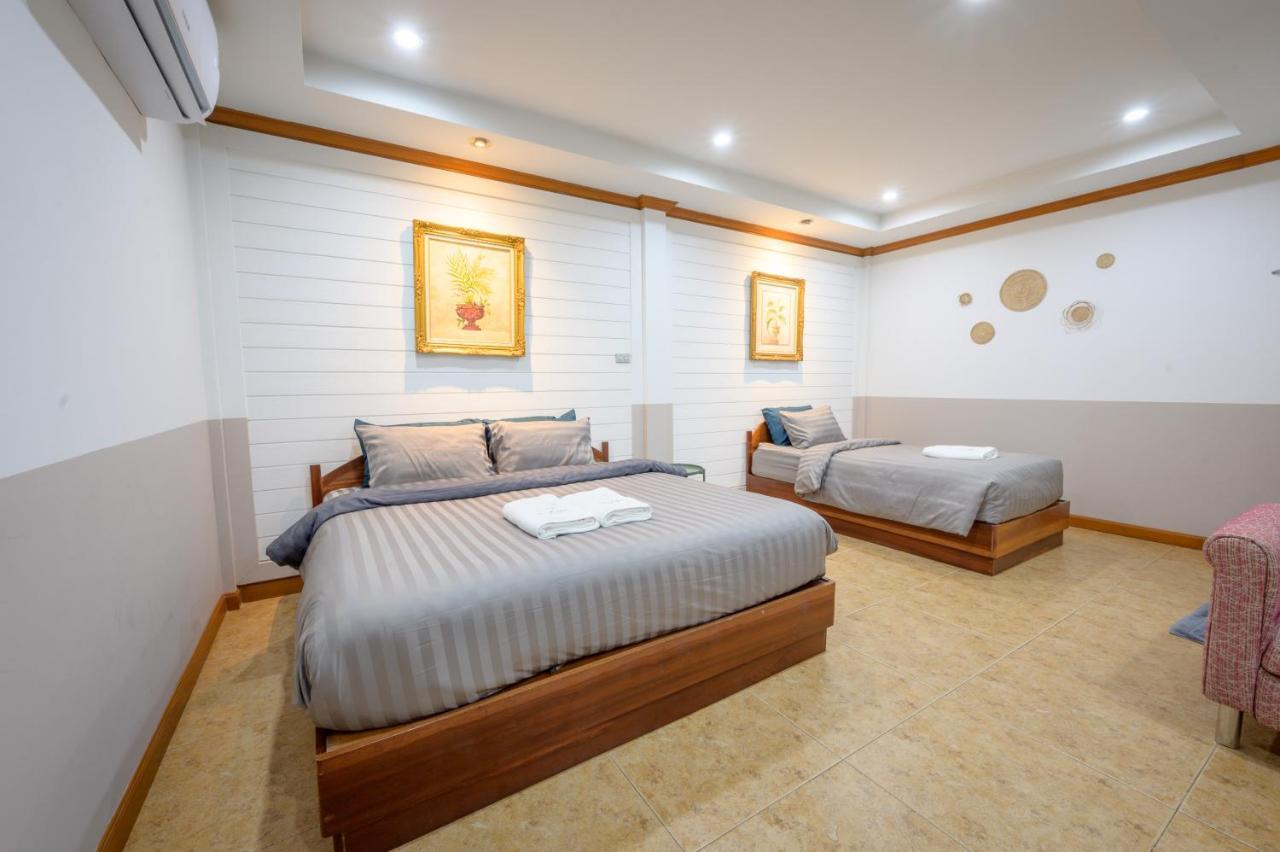 Halo Sea Koh Larn Hotel Pattaya Exterior photo